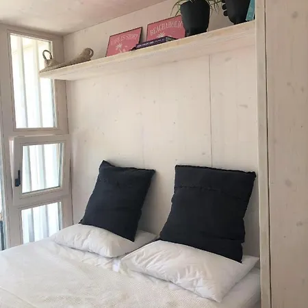 Buqez Sunset 64 Ferienhaus