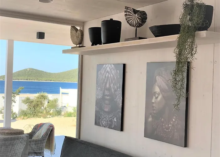 Buqez Sunset 64 度假居