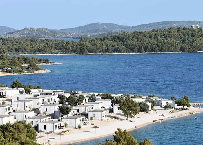 度假居 Buqez Sunset 64 *