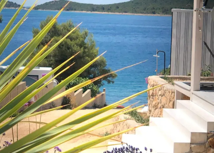 度假居 Buqez Sunset 64 *